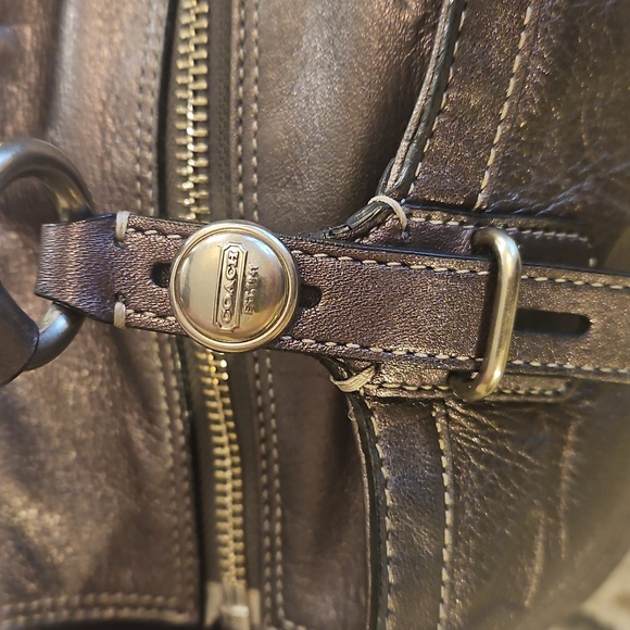 Coach Mettalic Gray Leather Tote And Wallet Set - Picture 3 of 17